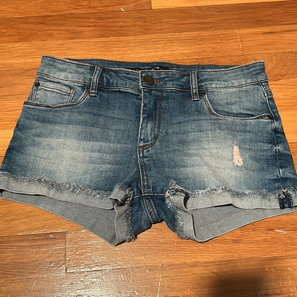 NWOT STS blue molly short